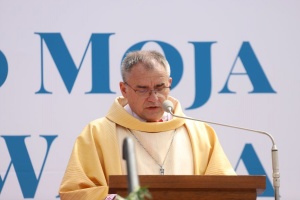 biskup robert chrząszcz